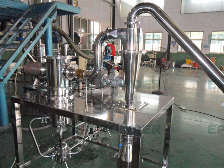 大型對撞式氣流粉碎機(jī)